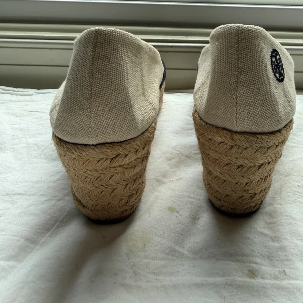 Tory Burch Women's‎ Filipa Espadrille Wedge Canvas Peep Toe Black Cream Size 9